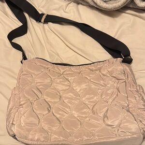 Danskin Quilted Shoulder Bag in Cream